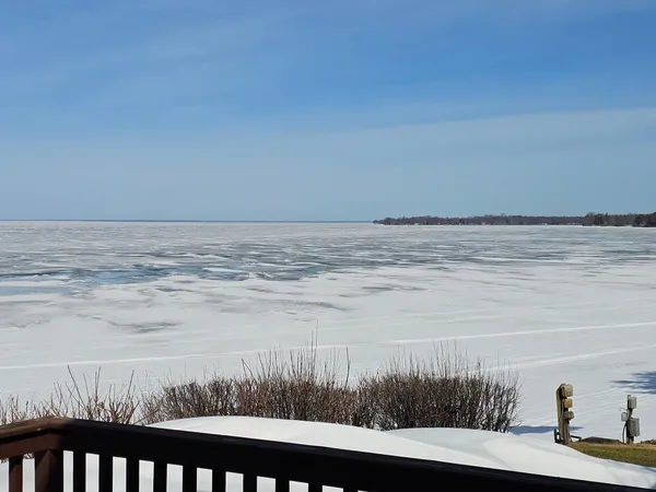 $574,900 | 46501 Lucretia Lane, Isle, MN 56342