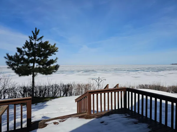 $574,900 | 46501 Lucretia Lane, Isle, MN 56342