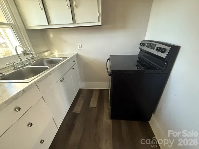 $174,900 | 407 Davidson Street, Thomasville, NC 27360