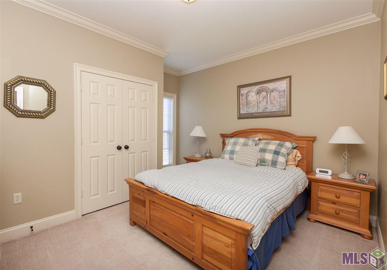 10532 Springtree Avenue Baton Rouge, LA 70810 - Photo 12 of 19 Gallery Image 12