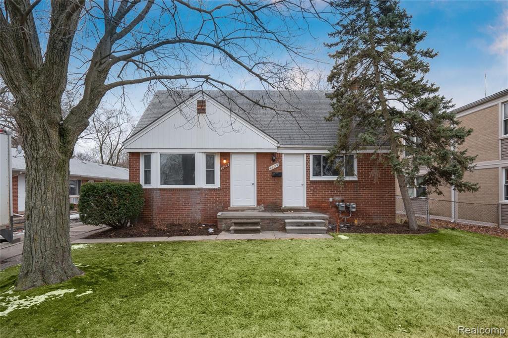 1627 West Nine Mile Road Ferndale, MI 48220 - Photo 1 of 23