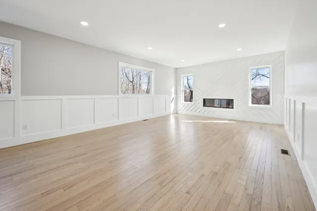 $1,599,999 | 10 Falcon Drive, Shrewsbury, MA 01545