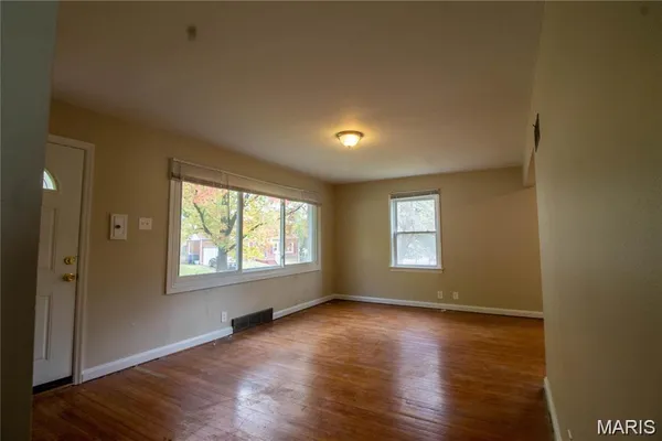 $90,000 | 9123 Church Street, St. Louis, MO 63137