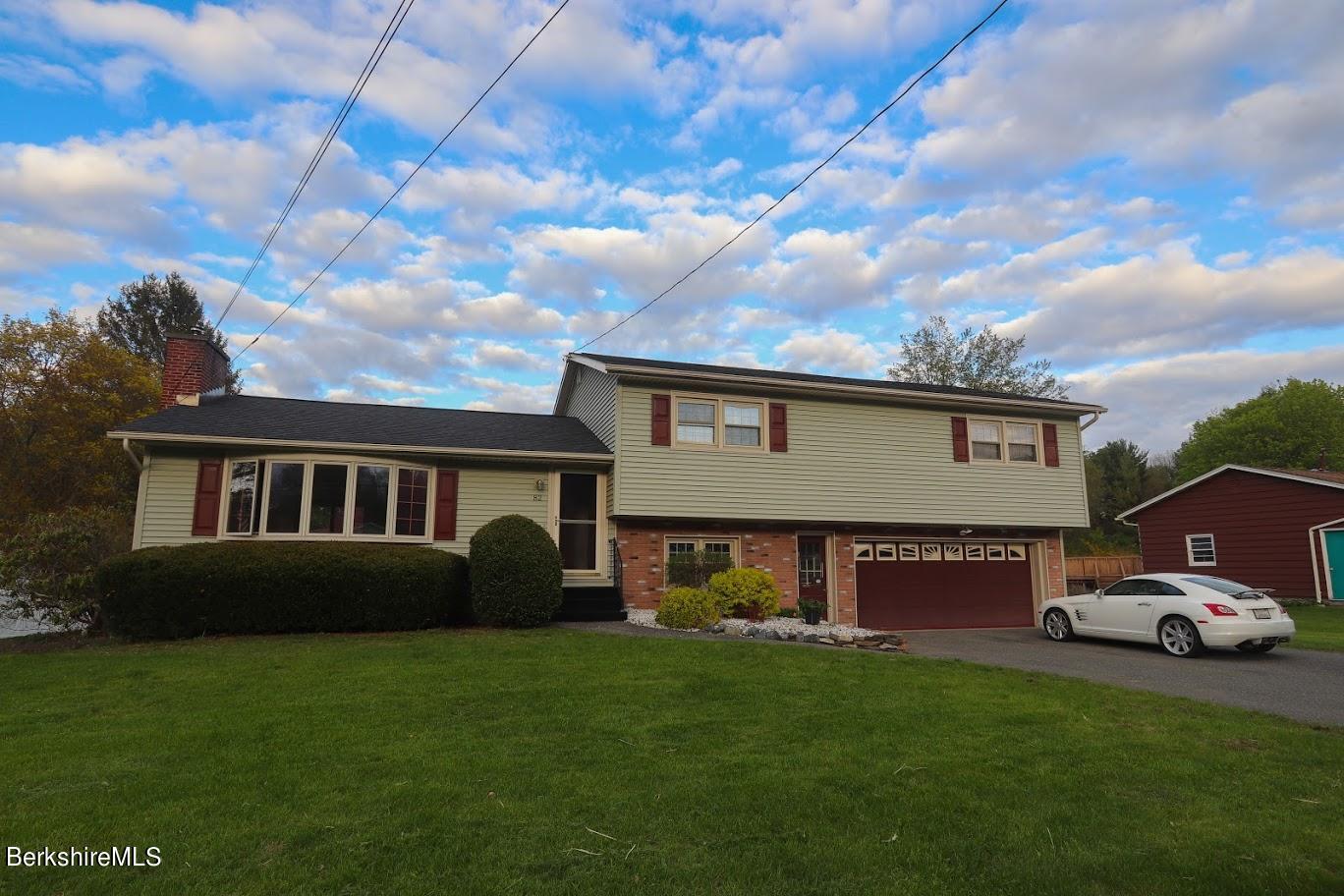 82 Oak Hill Road Pittsfield, MA 01201 - Photo 2 of 29 Exterior 2
