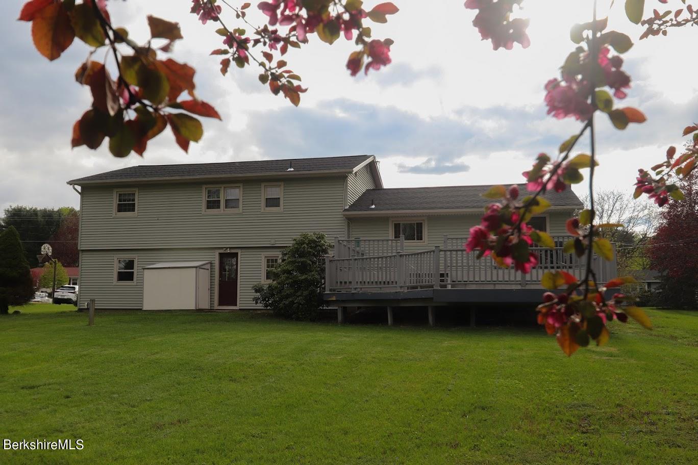 82 Oak Hill Road Pittsfield, MA 01201 - Photo 3 of 29 Exterior 3