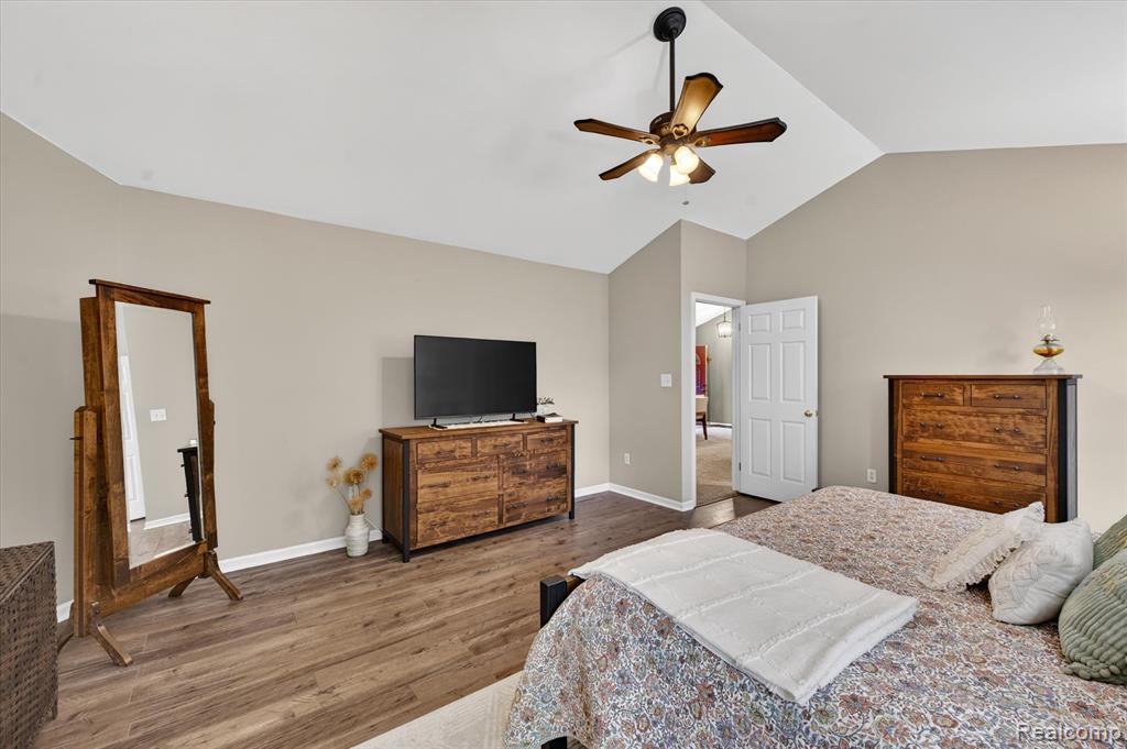 7659 Clyde Road Fenton, MI 48430 - Photo 23 of 52