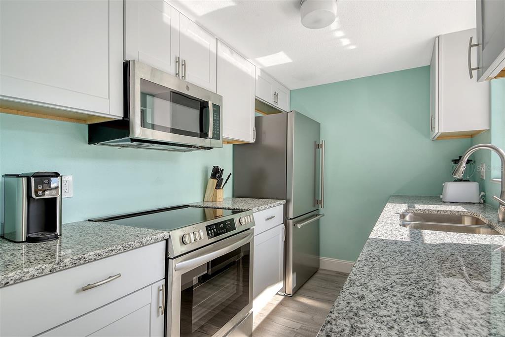 6020 Midnight Pass Road, Unit 42 Sarasota, FL 34242 - Photo 15 of 31