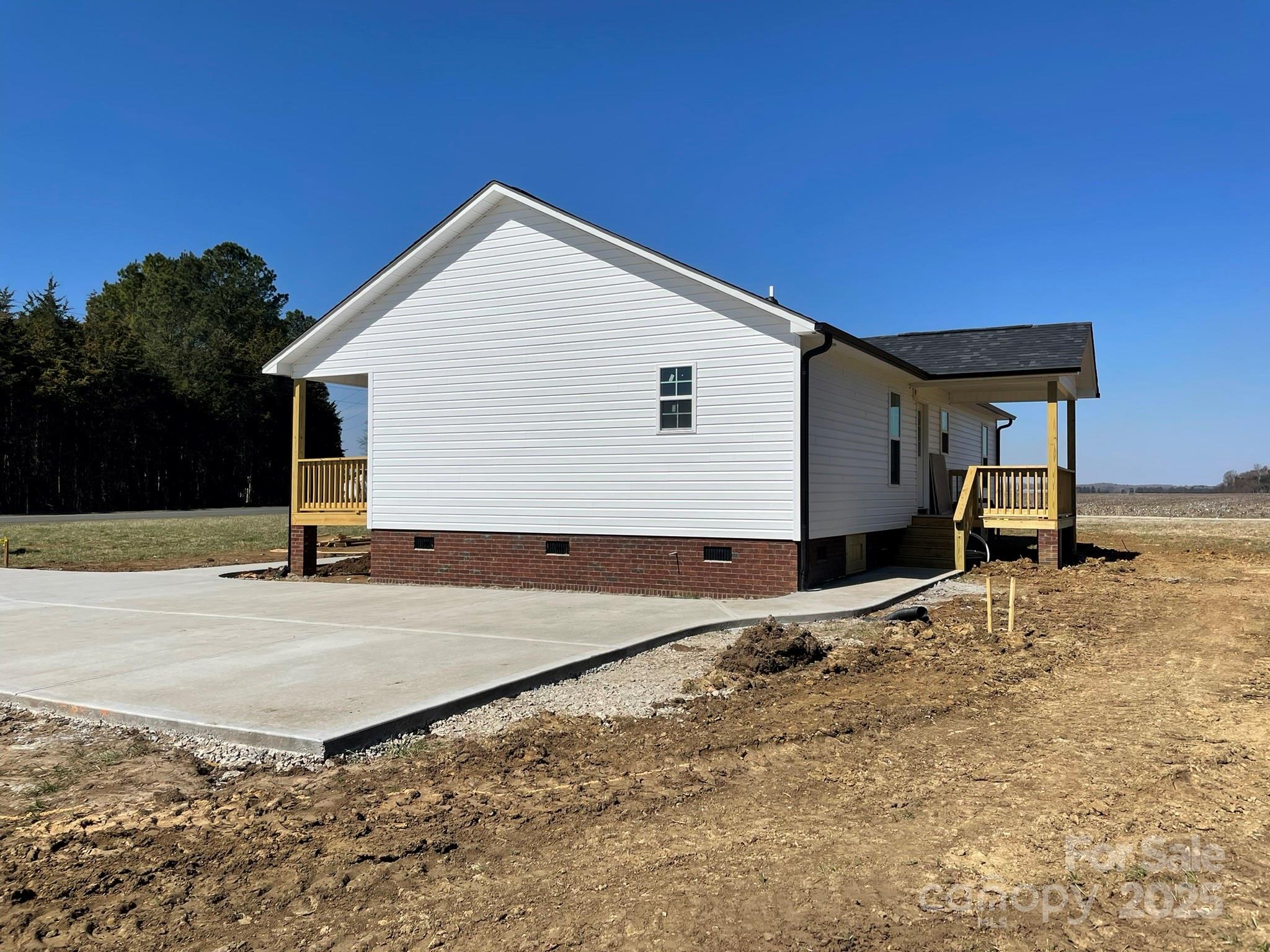 4262 Williamson Road Rock Hill, SC 29730 - Photo 4 of 25 Gallery Image 4