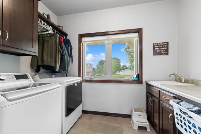 $535,000 | 1410 South Prospect Street, Shawano, WI 54166