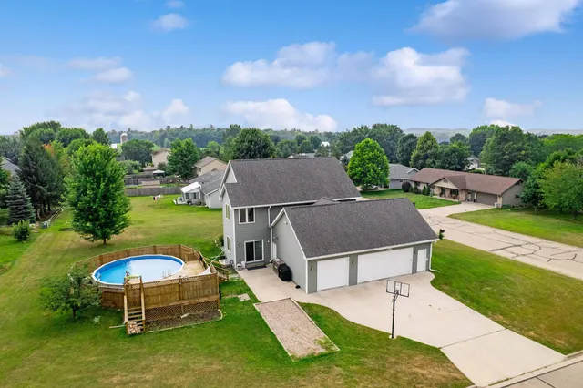 $535,000 | 1410 South Prospect Street, Shawano, WI 54166