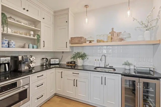 $3,690,000 | 165 Mound Avenue, Tonka Bay, MN 55331