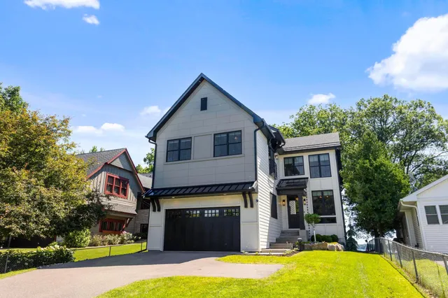 $3,690,000 | 165 Mound Avenue, Tonka Bay, MN 55331