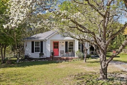 108 Faulkner Street Clover, SC 29710 - Photo 2 of 32