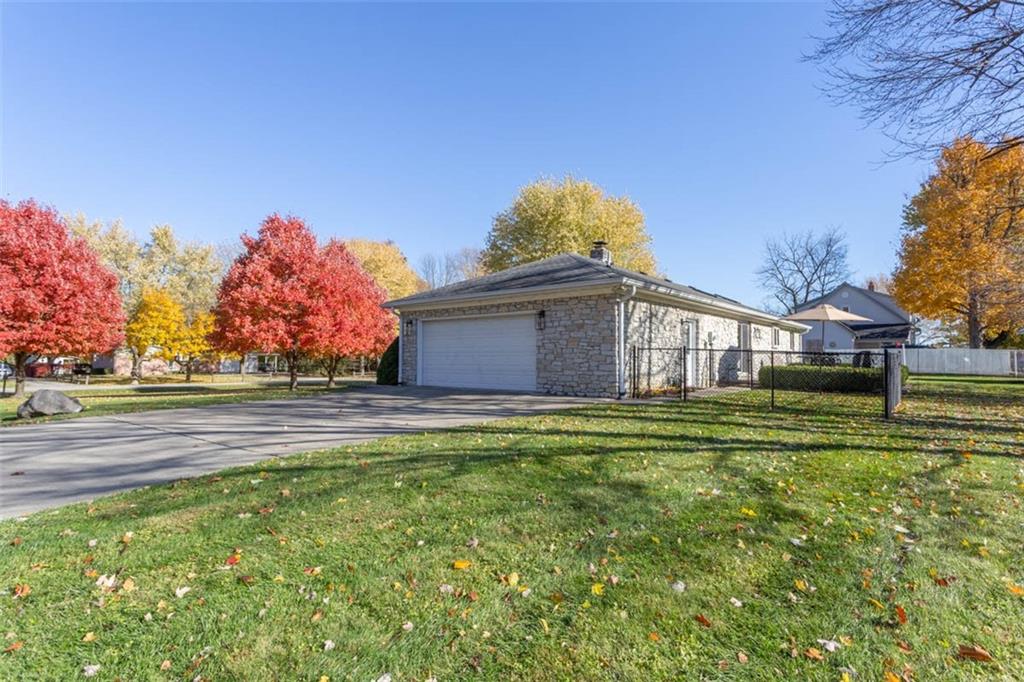 1151 Rector Court Indianapolis, IN 46229 - Photo 57 of 58 Gallery Image 57
