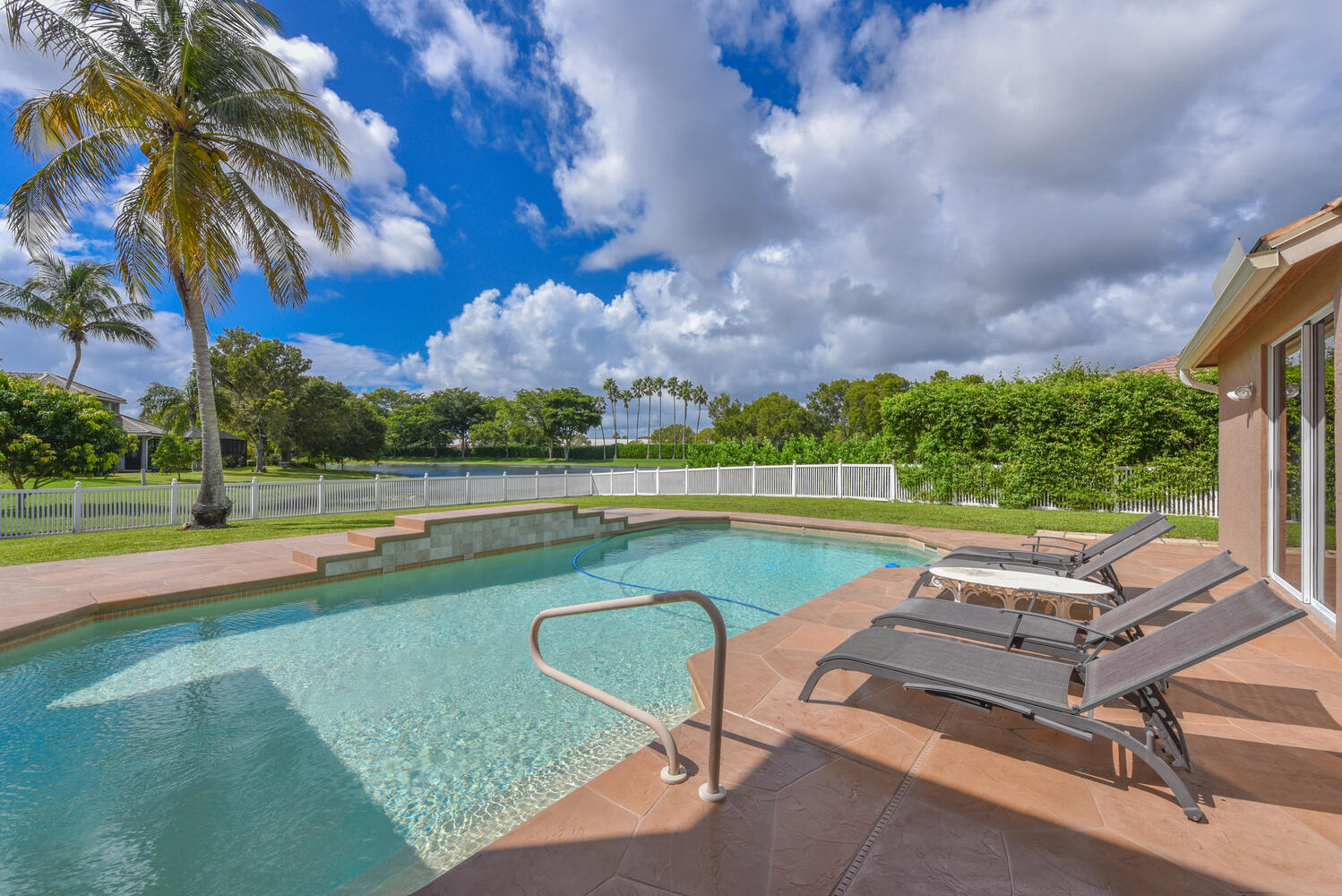 21667 Abington Court Boca Raton, FL 33428 - Photo 47 of 67 21667 Abington Ct Boca Raton-large-046-0