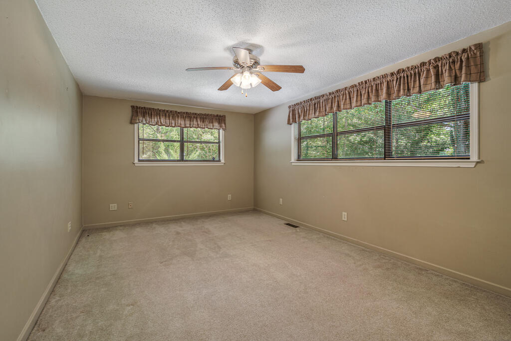 1054 Dickey Road Murphy, NC 28906 - Photo 12 of 39 Gallery Image 12