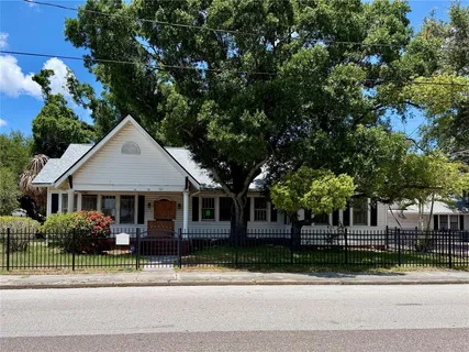 $395,000 | 315 South Bermuda Boulevard, Tampa, FL 33605