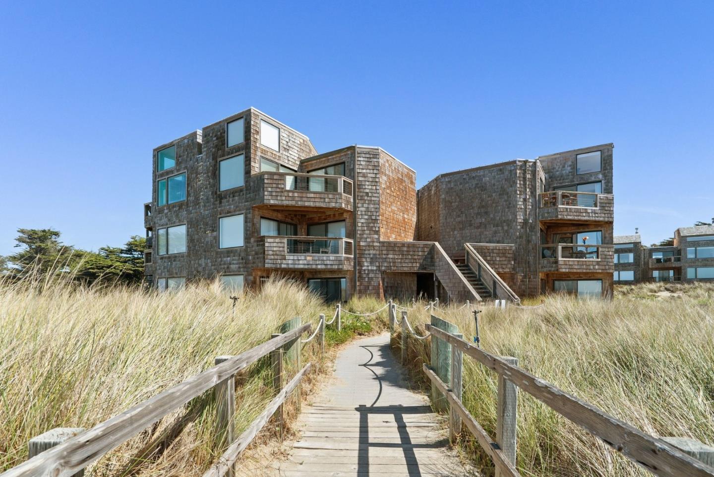 101 Shell Road, Unit 69 Watsonville, CA 95076 - Photo 1 of 2 Gallery Image 1