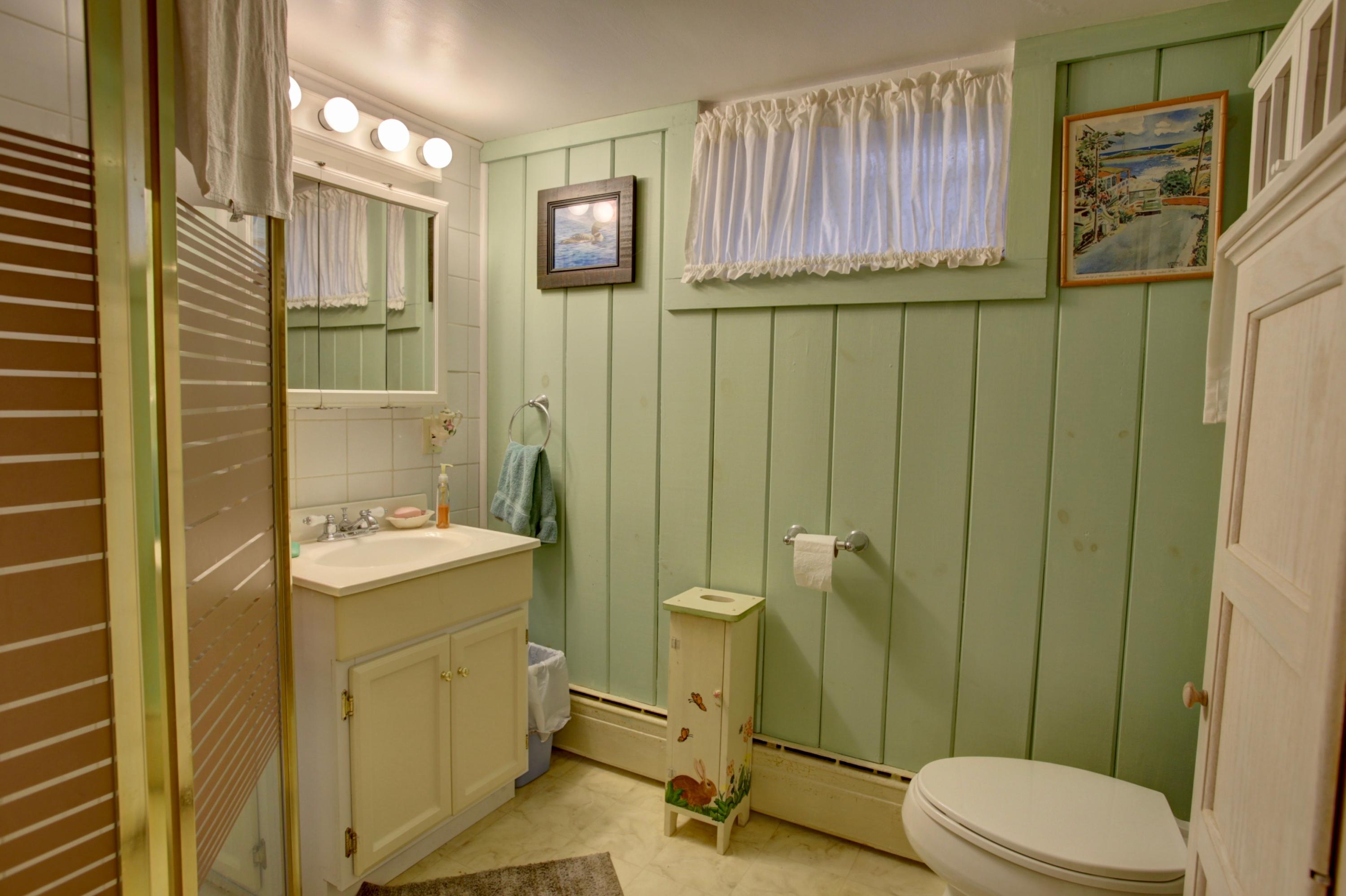 99 Woodland Road Westbrook, ME 04092 - Photo 14 of 23 19