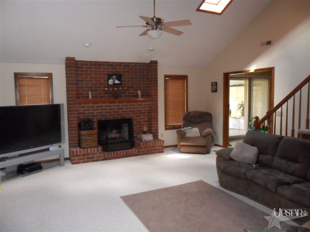 1719 Windmill Ridge Run Fort Wayne, IN 46825 - Photo 4 of 17 Gallery Image 4