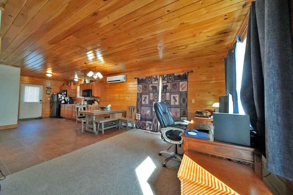 20 Hemore Road Houlton, ME 04730 - Photo 30 of 61 log-home-interior