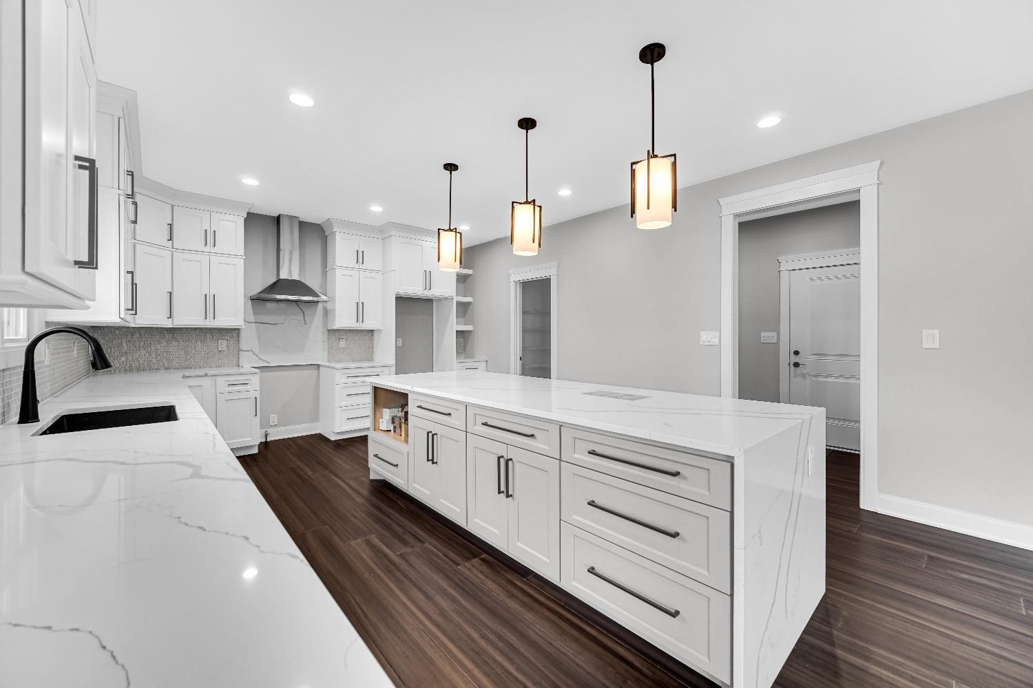 11039 Macedon Street Winfield, IN 46307 - Photo 5 of 36 1500x1000