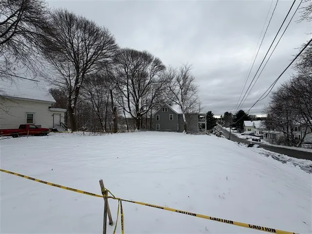 $34,900 | 361 North Main Street, Brewer, ME 04412