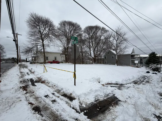 $34,900 | 361 North Main Street, Brewer, ME 04412