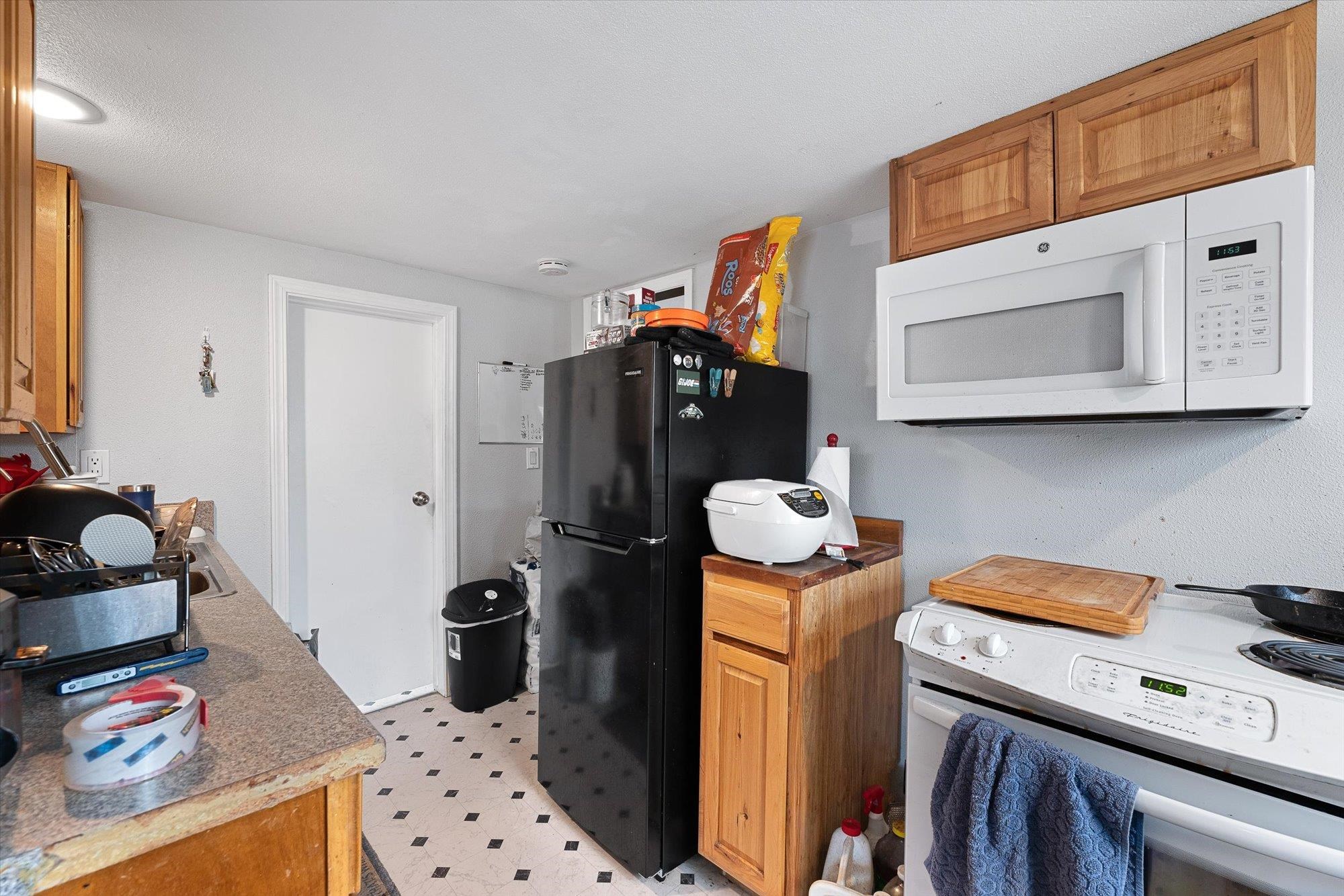 314 South Girard Road Spokane Valley, WA 99212 - Photo 16 of 18