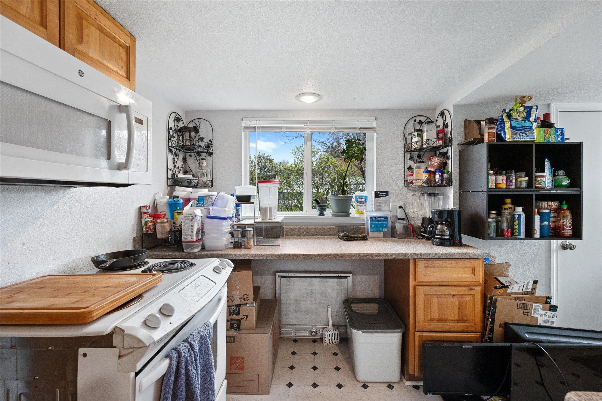 314 South Girard Road Spokane Valley, WA 99212 - Photo 17 of 18
