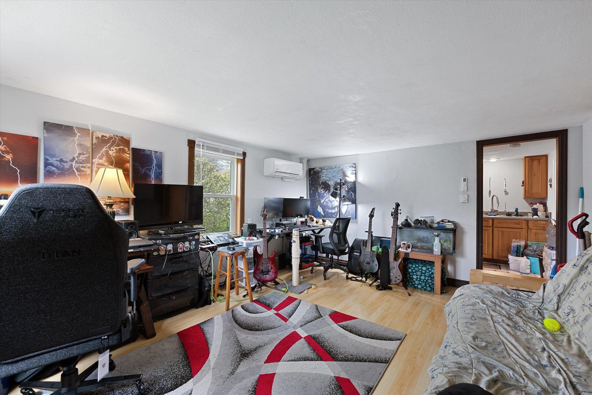 314 South Girard Road Spokane Valley, WA 99212 - Photo 5 of 18