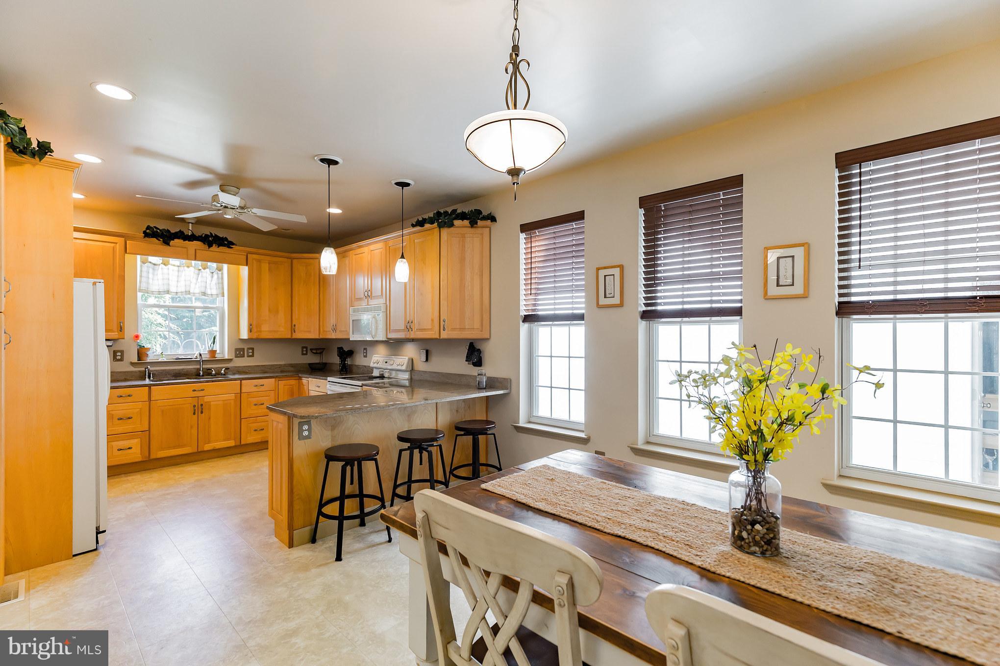 912 Carson Road Huntingtown, MD 20639 - Photo 5 of 27 Kitchen