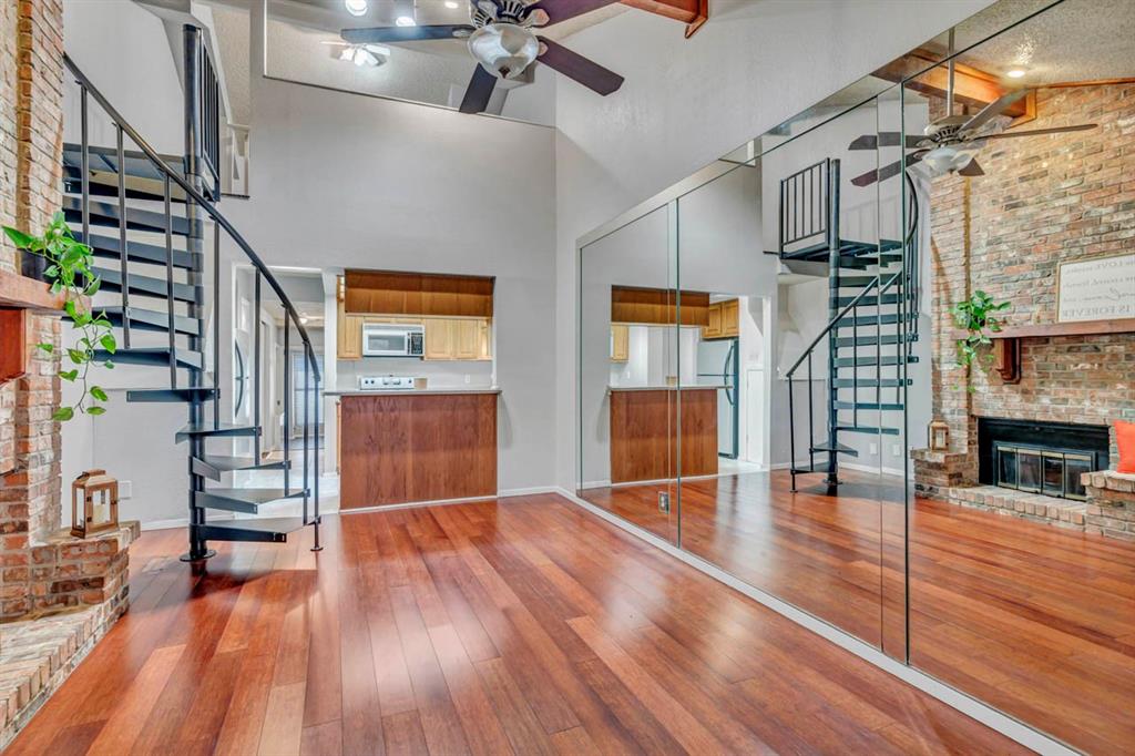 2503 Shady Ridge Drive Bedford, TX 76021 - Photo 2 of 32