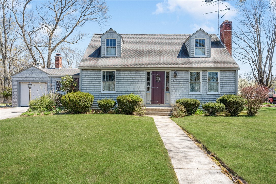10 Enfield Road Warwick, RI 02886 - Photo 1 of 38 Gallery Image 1