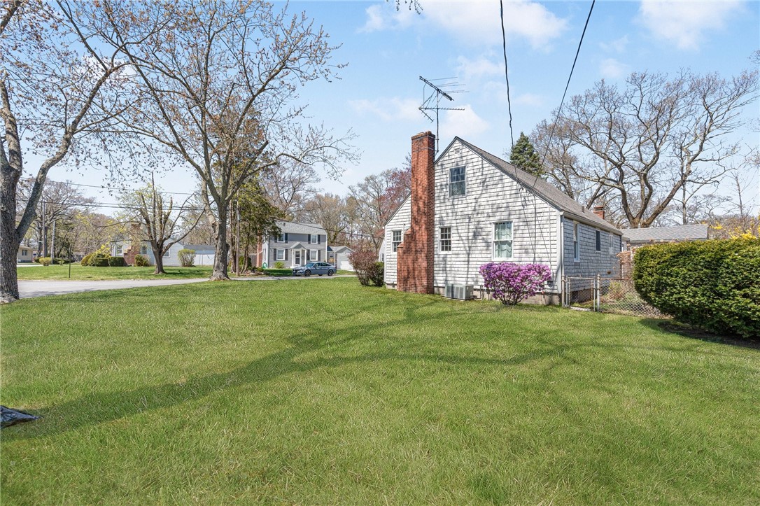 10 Enfield Road Warwick, RI 02886 - Photo 29 of 38 Gallery Image 29