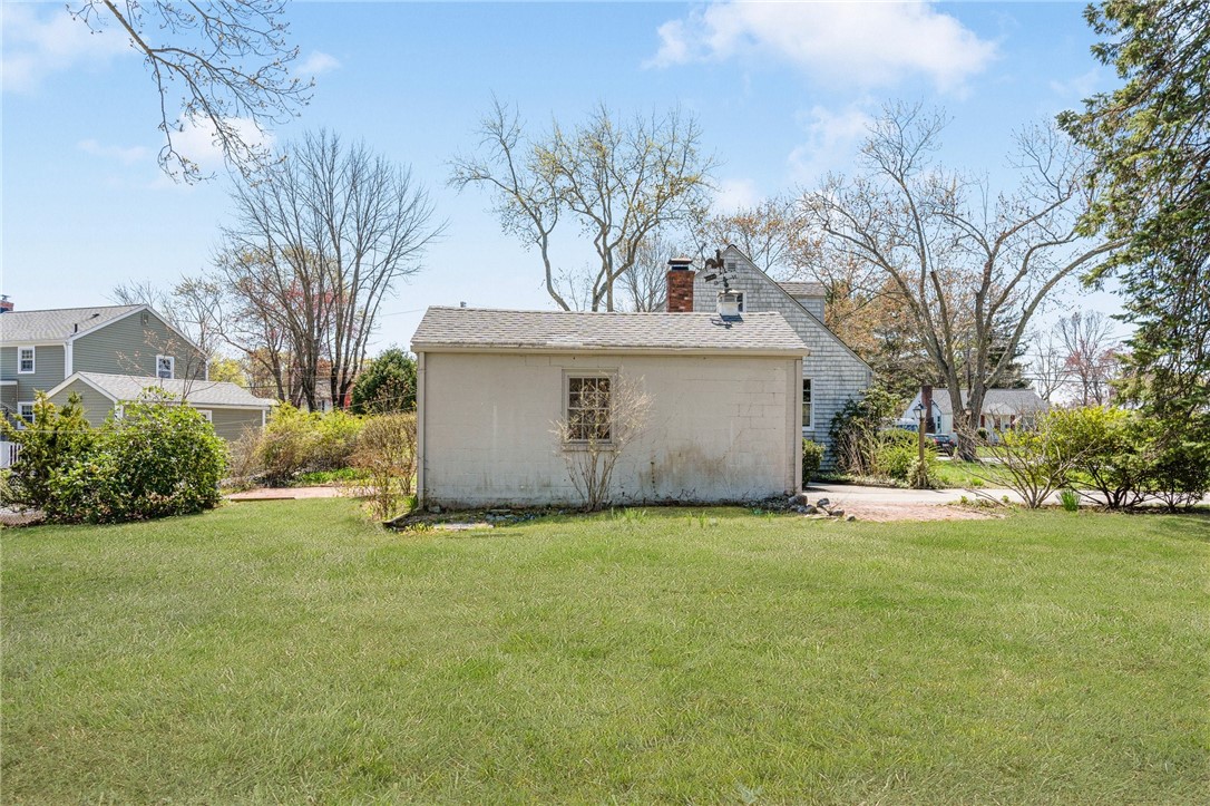 10 Enfield Road Warwick, RI 02886 - Photo 34 of 38 Gallery Image 34