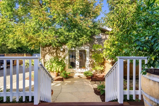 $3,250,000 | 1430 Stockton Street, St. Helena, CA 94574