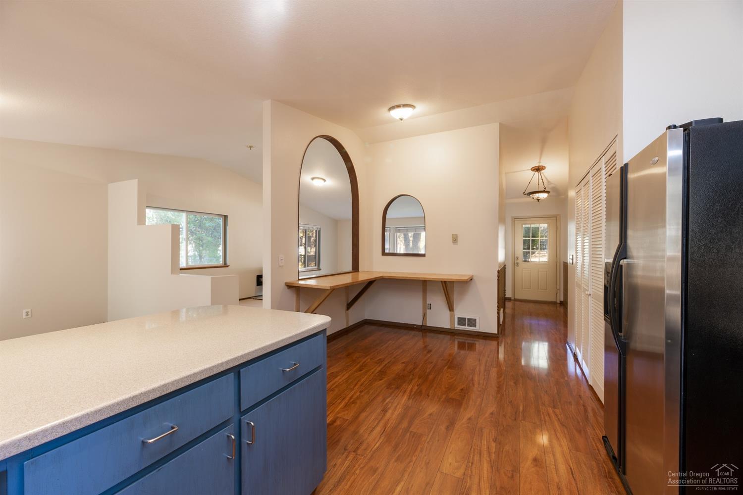 19261 Shoshone Road Bend, OR 97702 - Photo 9 of 25 Additional Photo