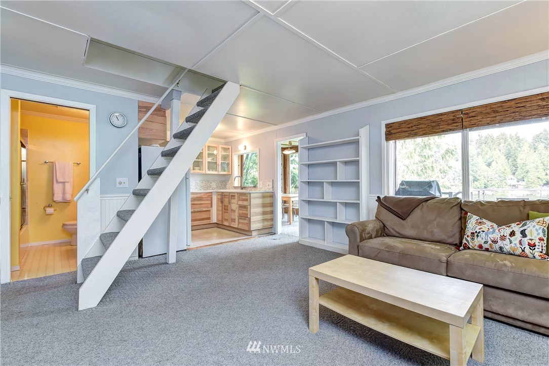 1002 South Lake Roesiger Road Snohomish, WA 98290 - Photo 6 of 29 Gallery Image 6
