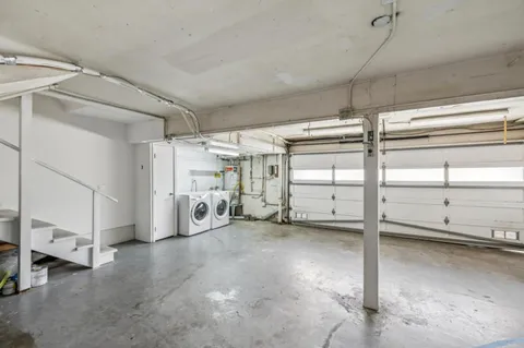 $1,525,000 | 617 East Fox Court, Redwood City, CA 94061