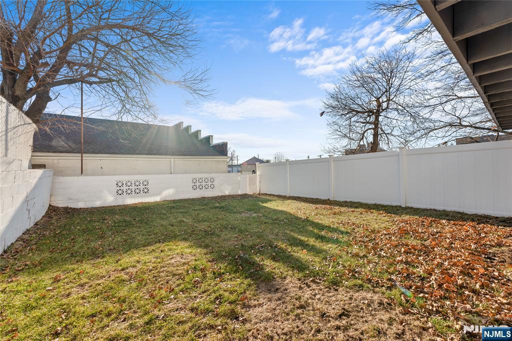 96 Prospect Terrace East Rutherford, NJ 07073 - Photo 26 of 31