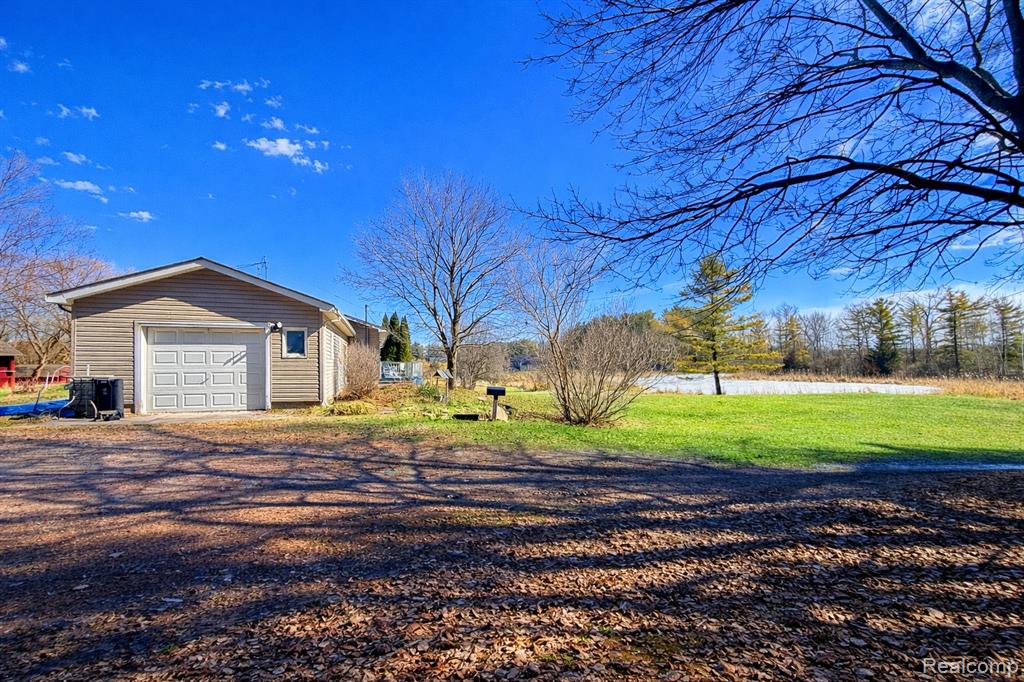 3132 Merwin Road Lapeer, MI 48446 - Photo 3 of 15