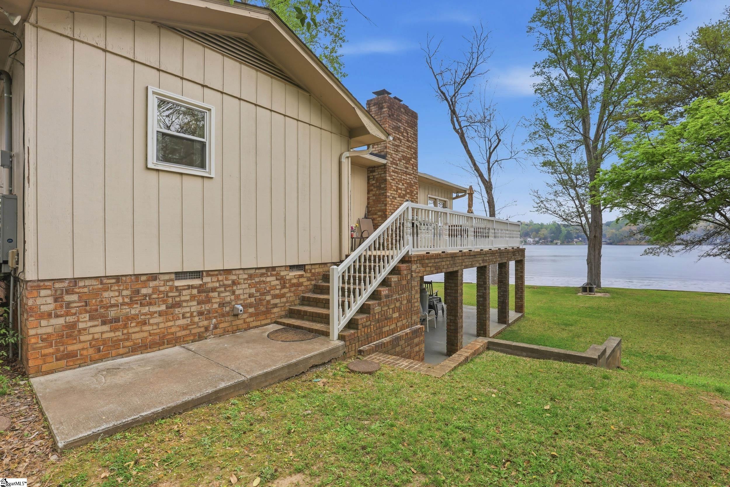 1709 Broadway Lake Road Anderson, SC 29621 - Photo 12 of 45