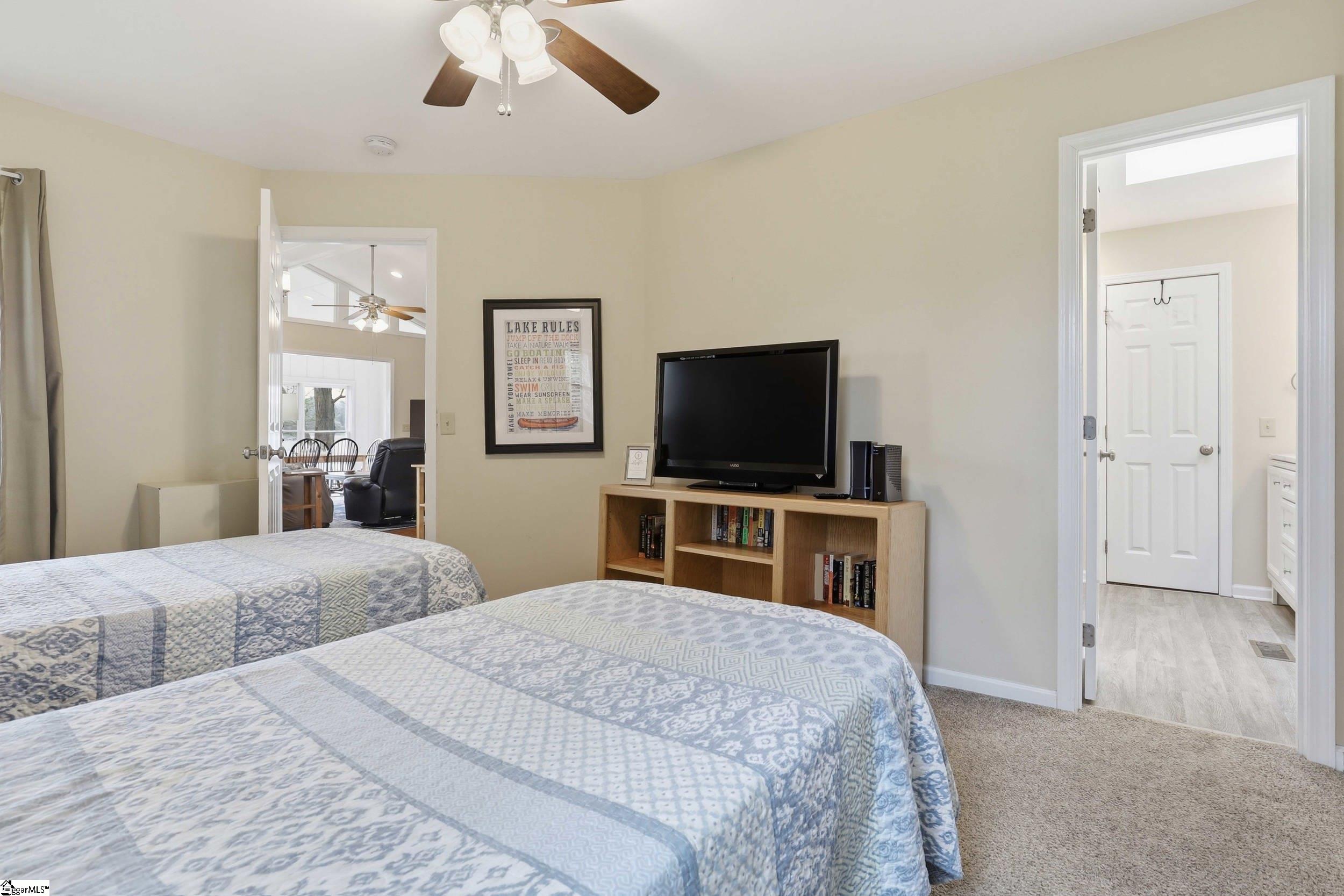 1709 Broadway Lake Road Anderson, SC 29621 - Photo 25 of 45