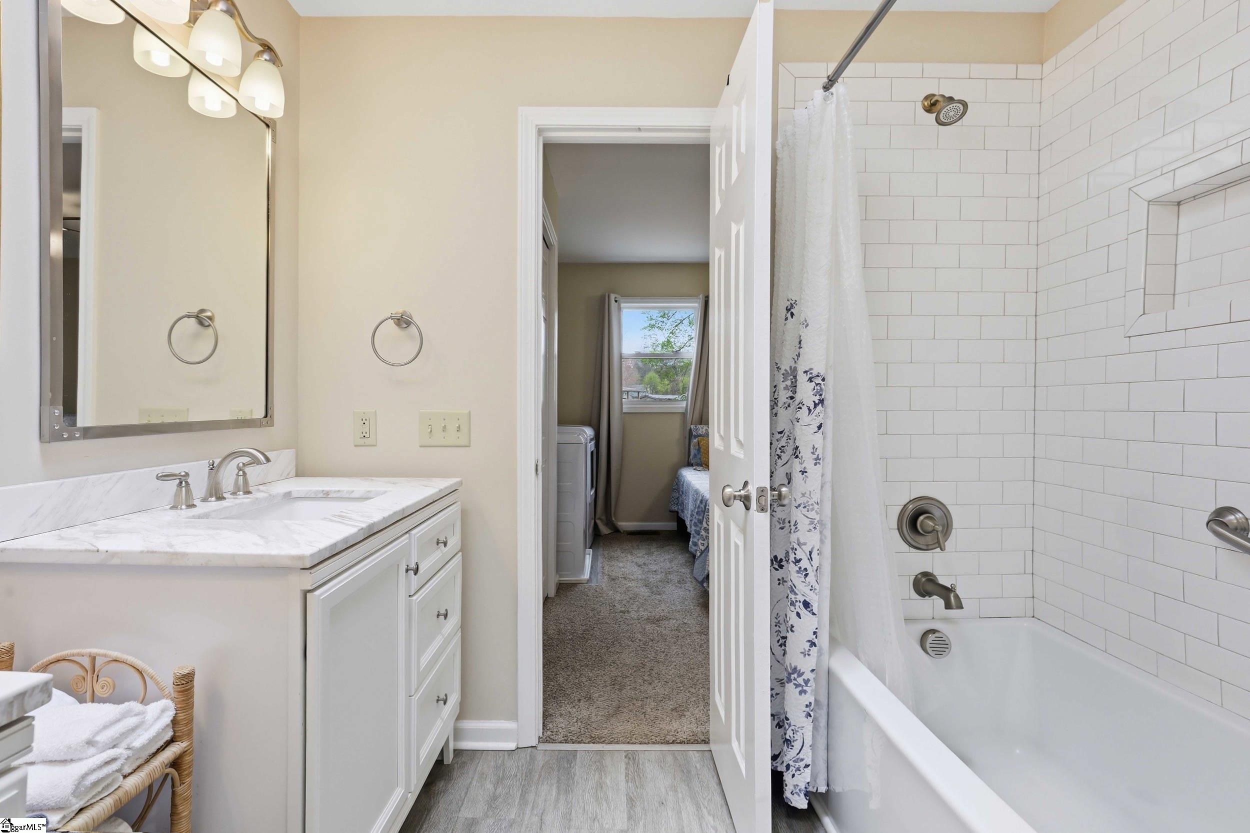 1709 Broadway Lake Road Anderson, SC 29621 - Photo 7 of 45