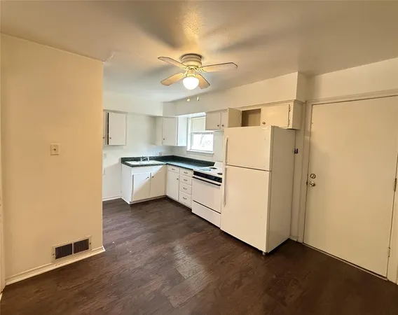 $1,250 | 513 Cynisca Street, Waxahachie, TX 75165