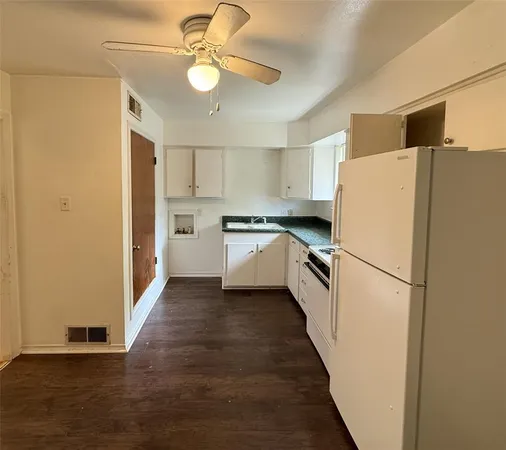 $1,250 | 513 Cynisca Street, Waxahachie, TX 75165