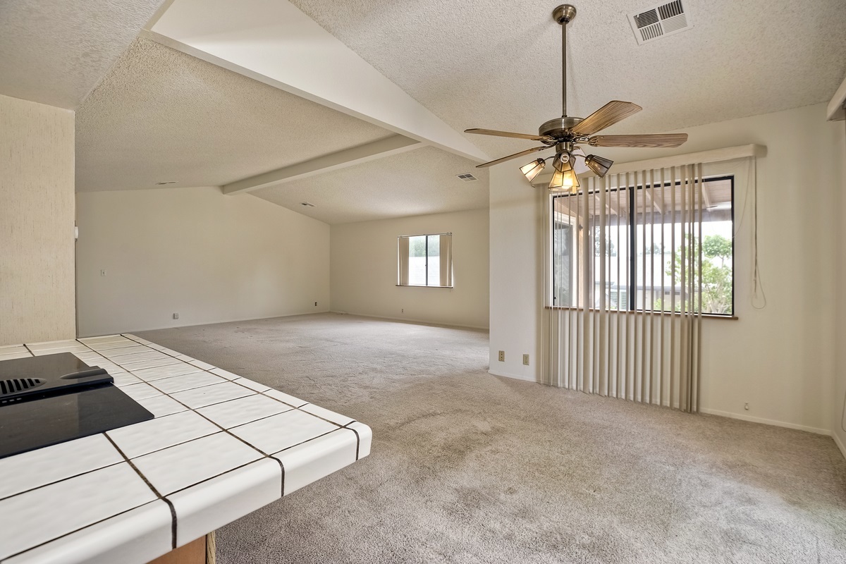 5414 Browning Road Carlsbad, CA 92008 - Photo 8 of 17 Gallery Image 8