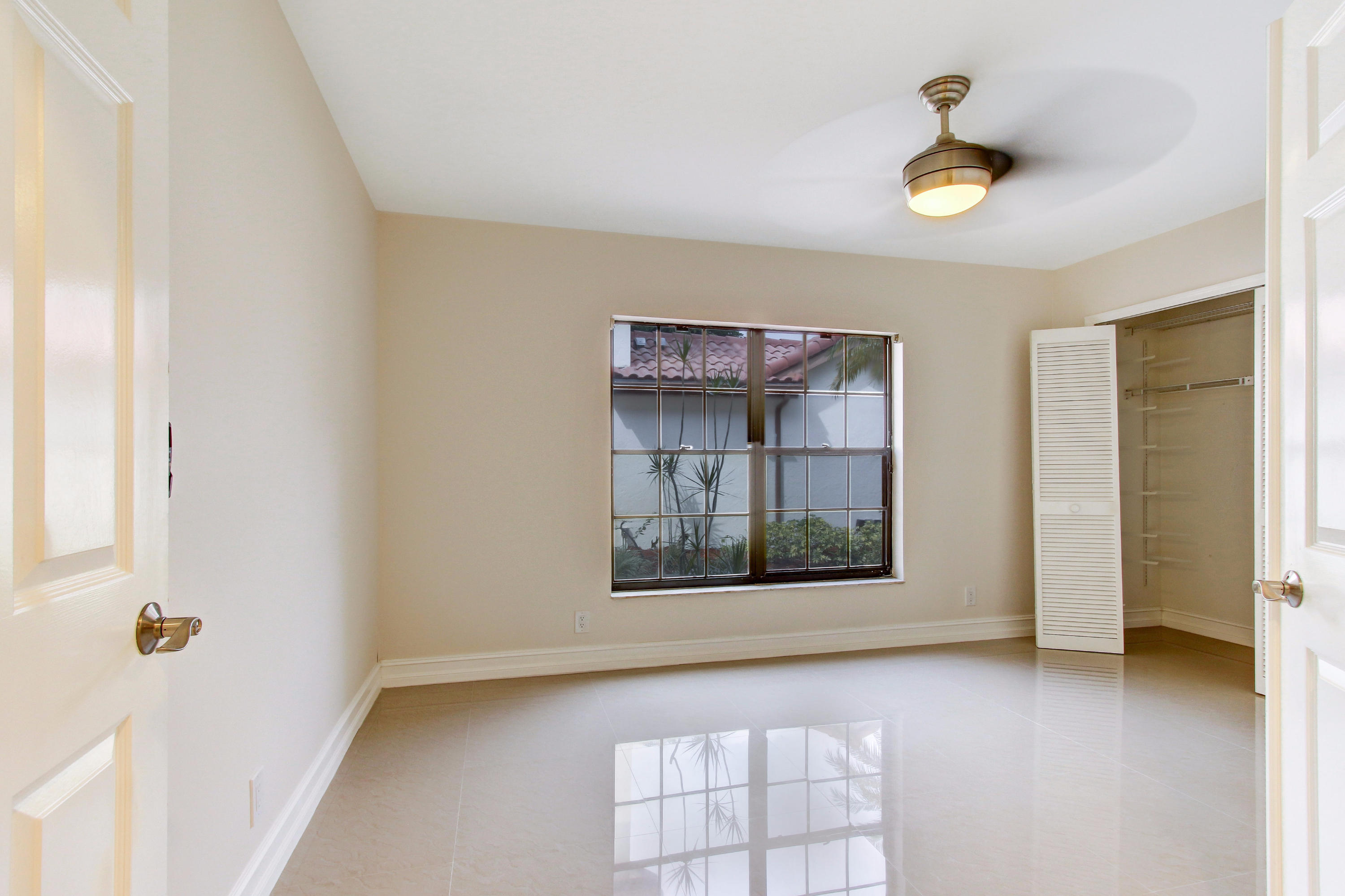 21736 Club Villa Terrace Boca Raton, FL 33433 - Photo 17 of 28 21736 Club Villa Terrace Boca-print-018-