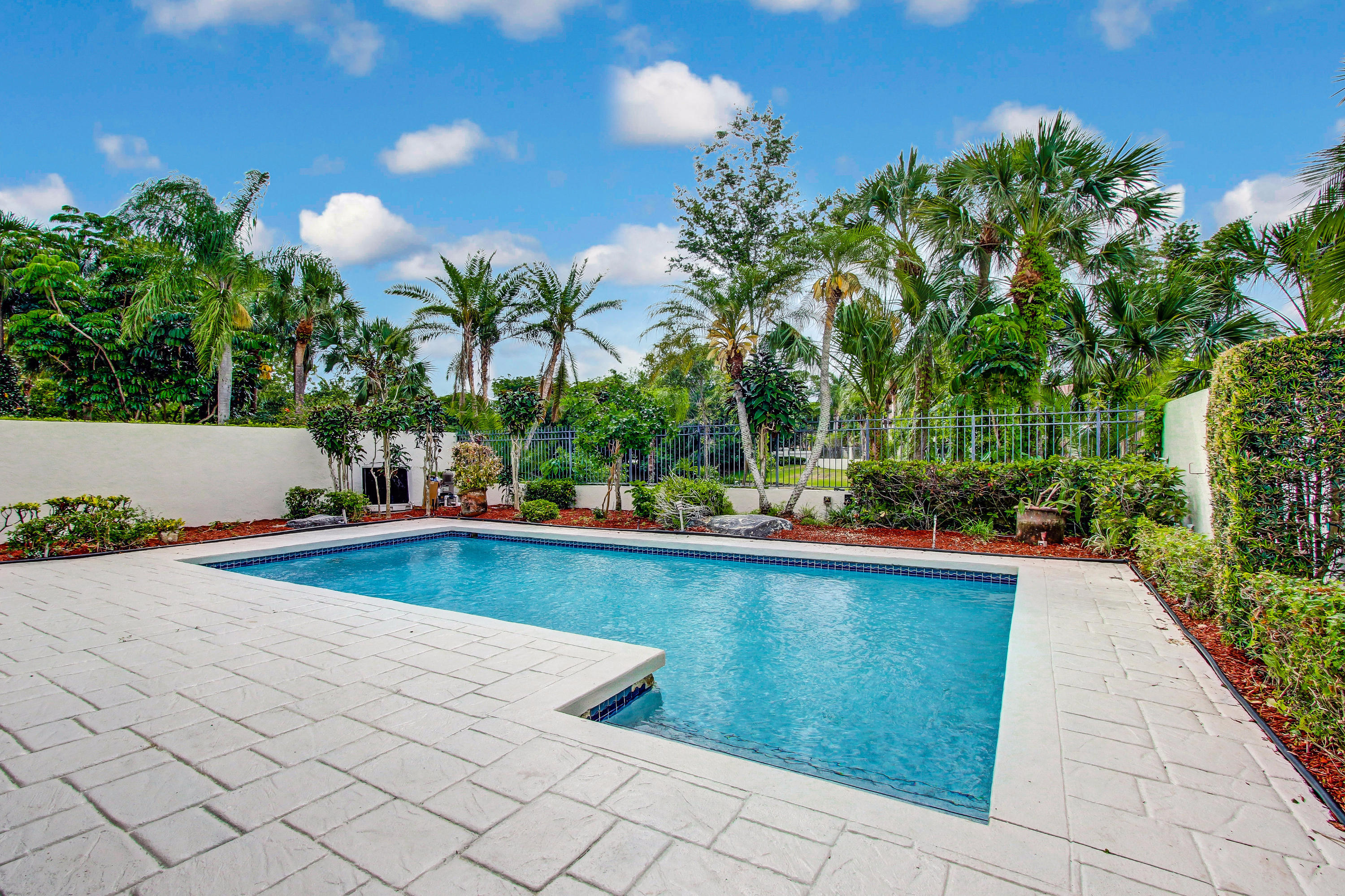21736 Club Villa Terrace Boca Raton, FL 33433 - Photo 22 of 28 21736 Club Villa Terrace Boca-print-023-